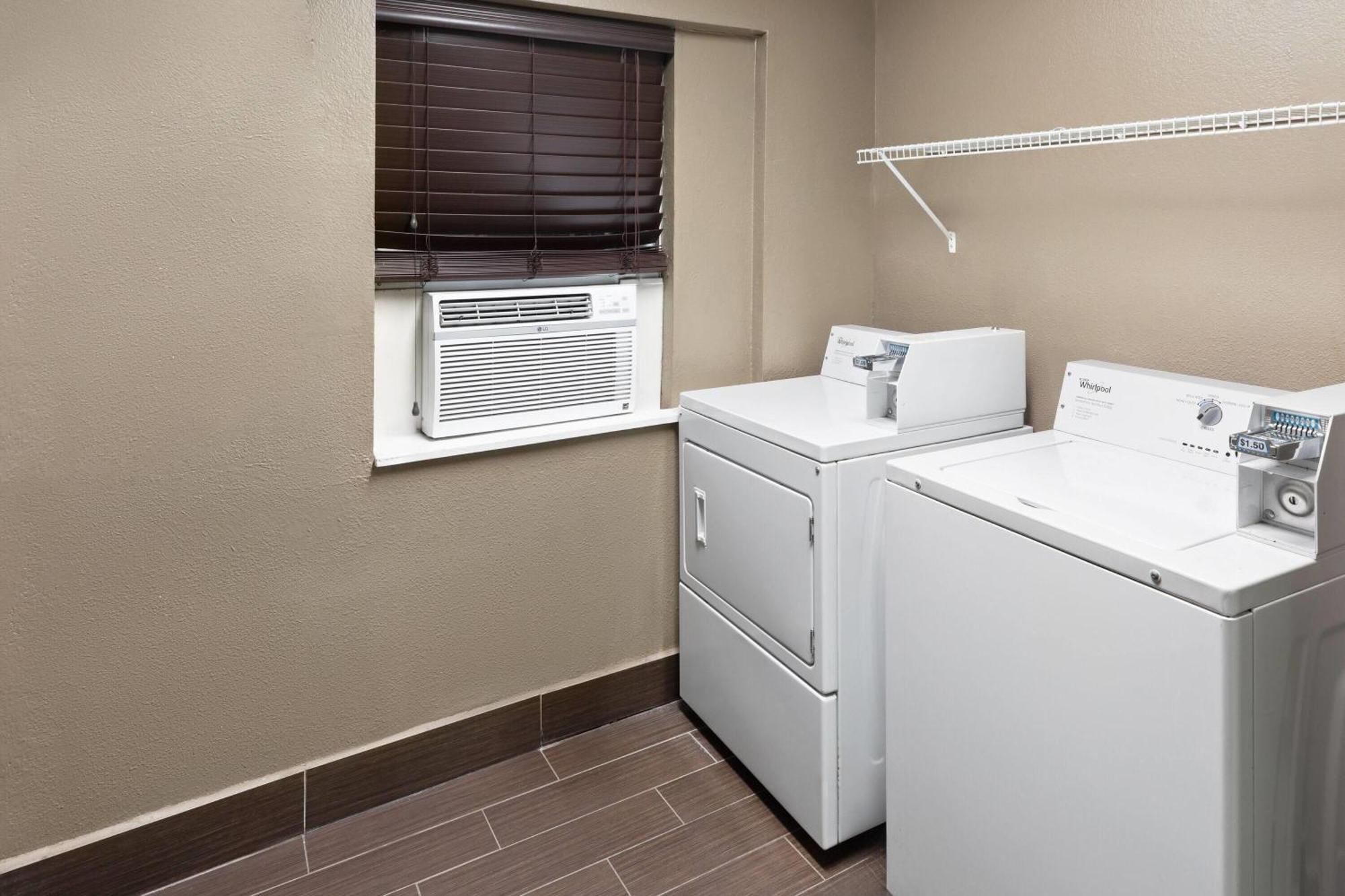 Hotel Super 8 By Wyndham S General Bruce 2*