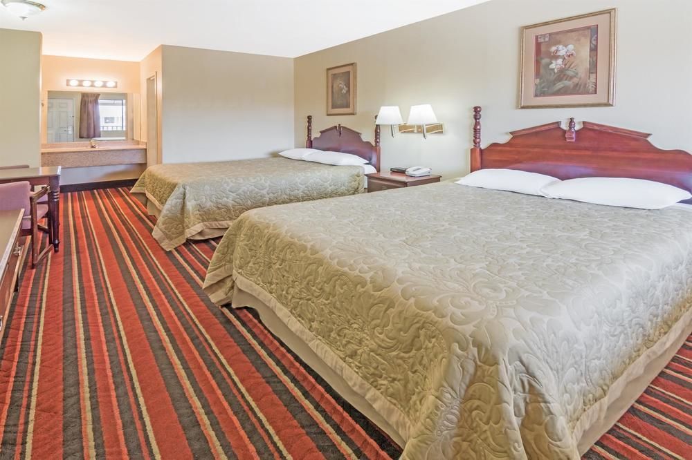 Super 8 By Wyndham S General Bruce Hotel